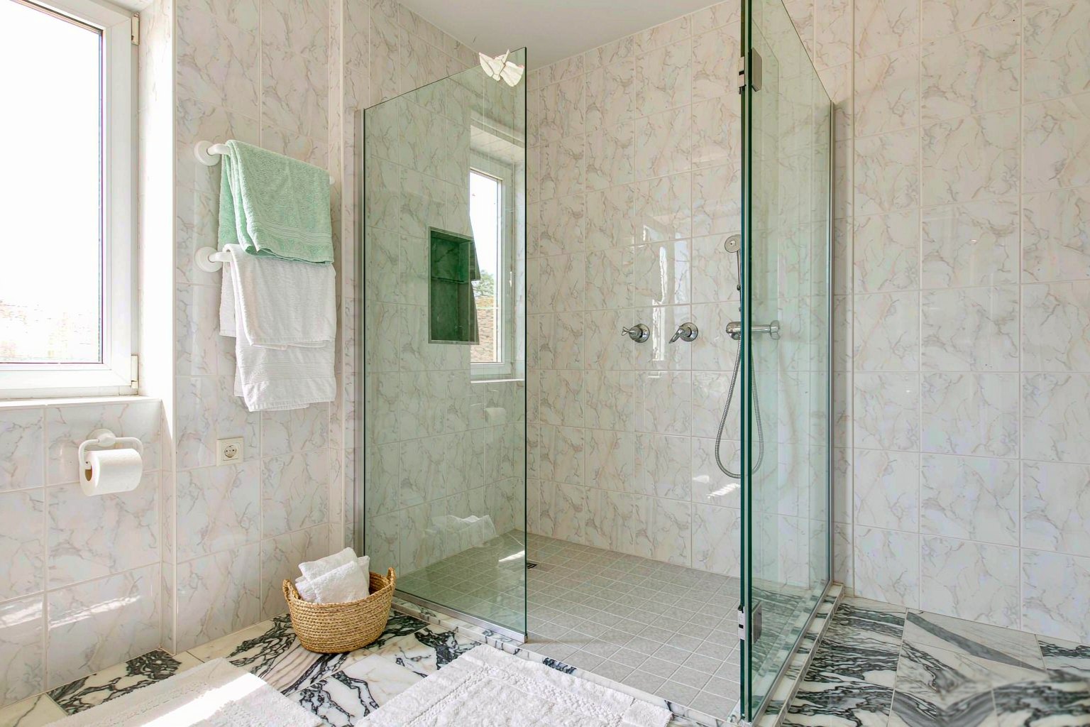 Bathroom in a short stay apartment